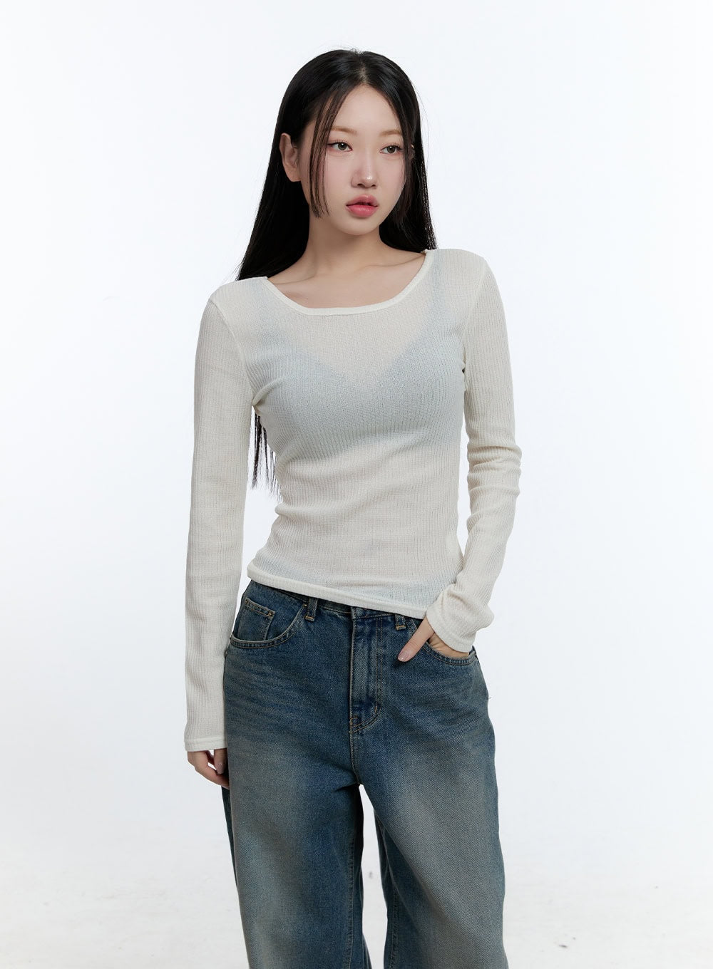 twist-back-cut-out-crop-top-cd424 / Light beige