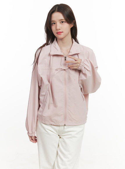 shirred-ribbon-zip-up-windbreaker-cj515 / Light pink