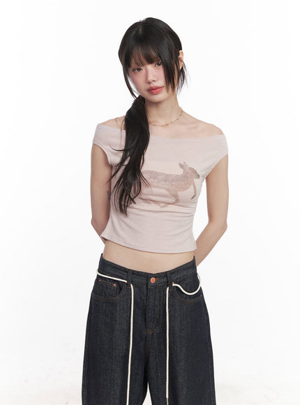 cute-animal-print-graphic-off-shoulder-crop-top-cy521 / Pink