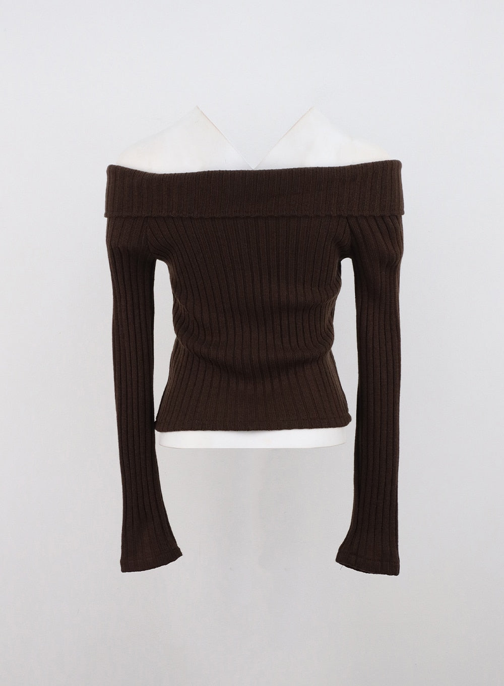 ripped-off-shoulder-zip-up-sweater-cn310