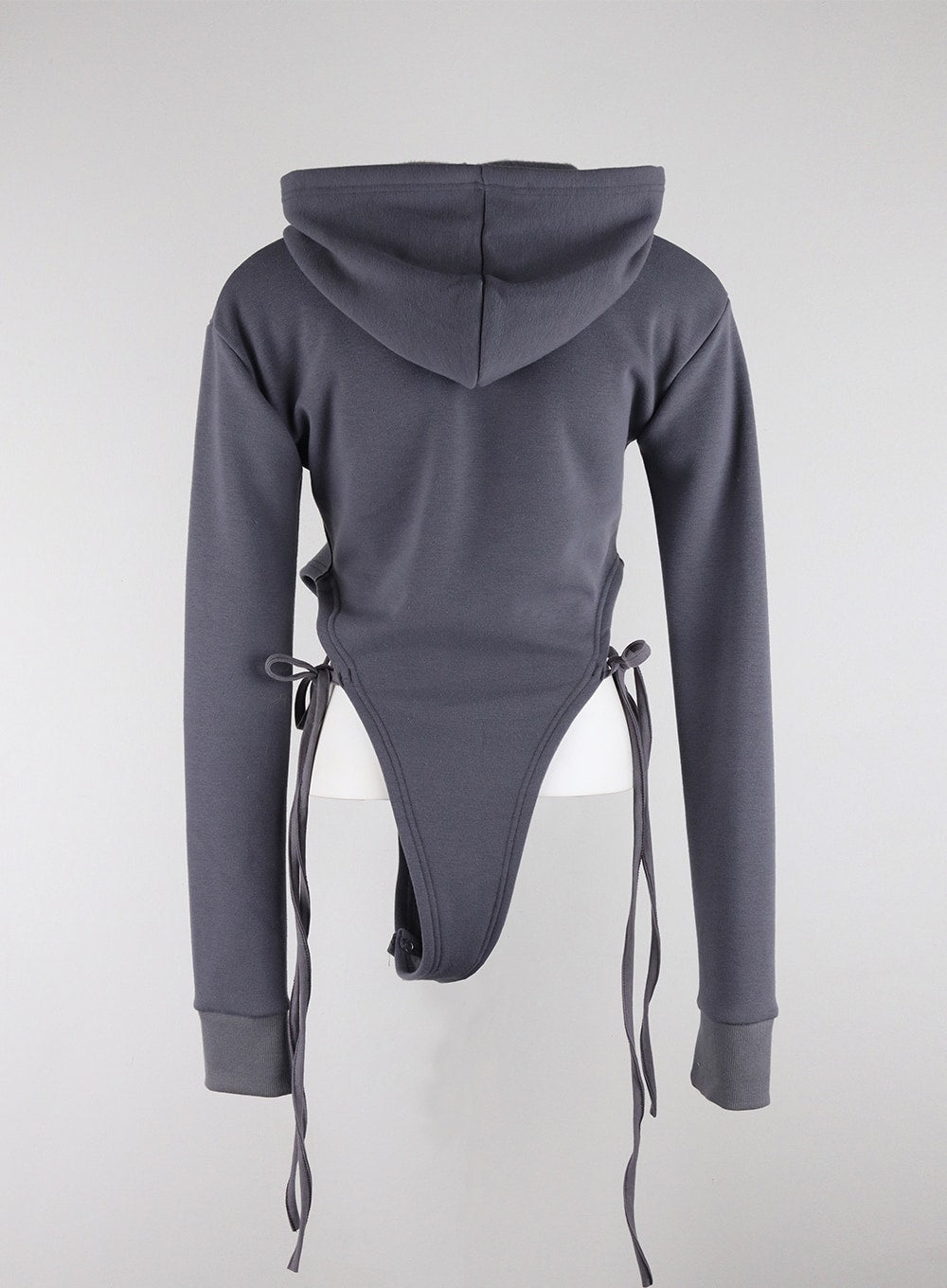 cut-out-tie-graphic-hoodie-sweatshirt-cd318