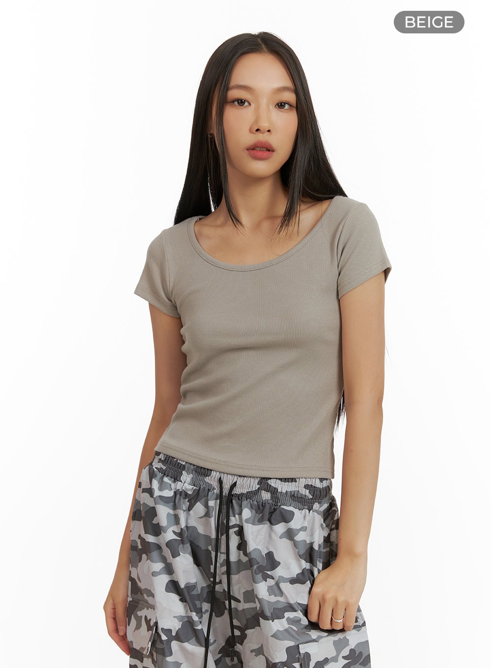 slim-basic-u-neck-crop-top-cu414 / Beige