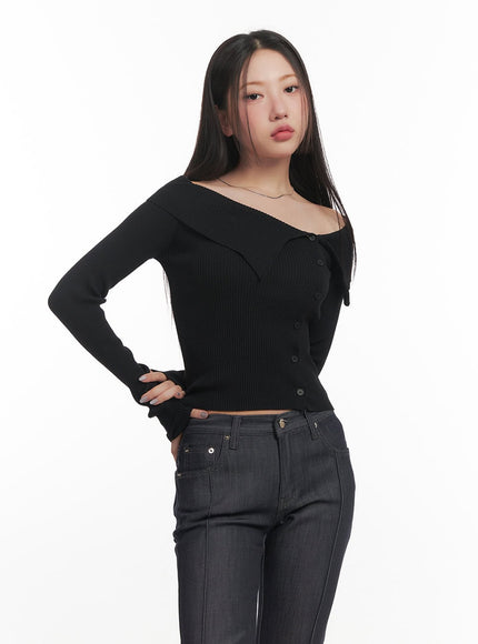 Off-Shoulder Asymmetric Long-Sleeve Knit Top CF525