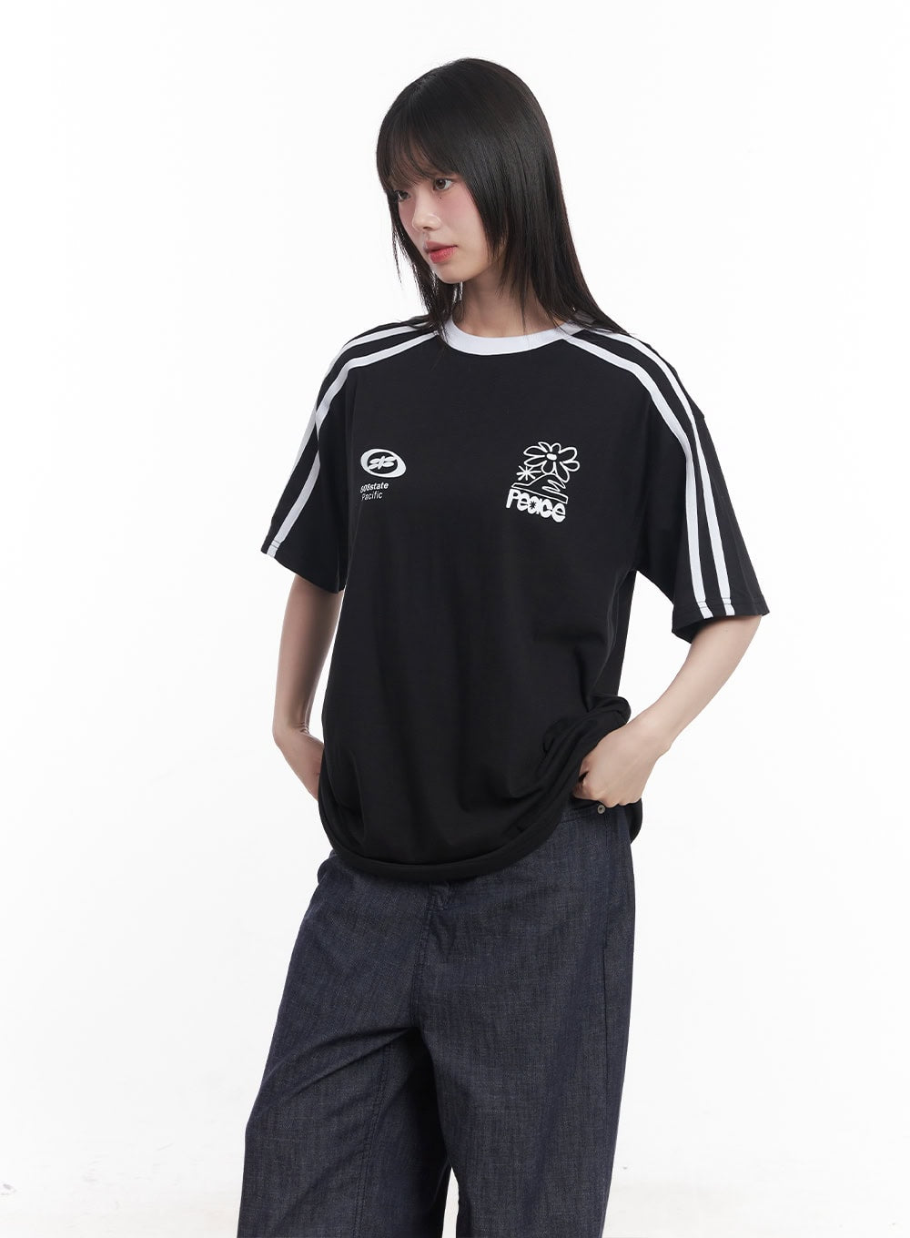 oversized-graphic-tee-cu506 / Black