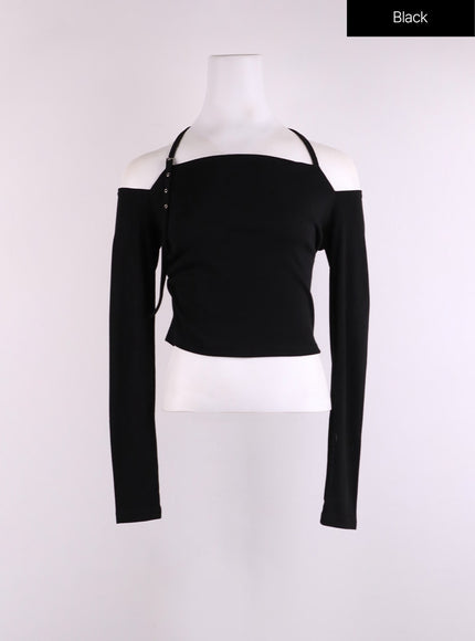 buckle-off-shoulder-crop-top-cj426 / Black