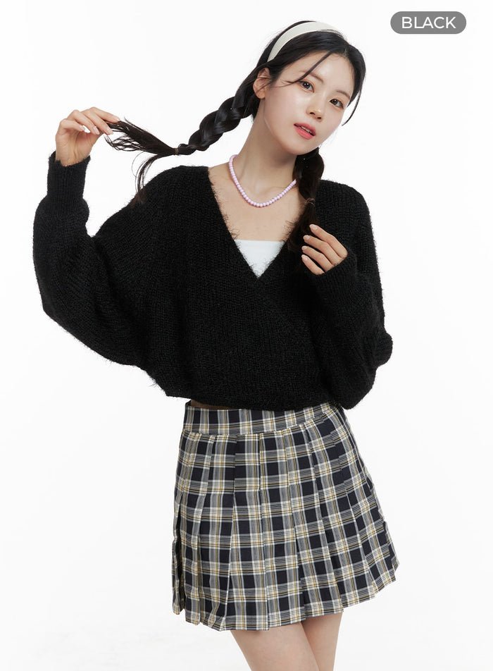 cozy-wrap-v-neck-crop-sweater-om419 / Black