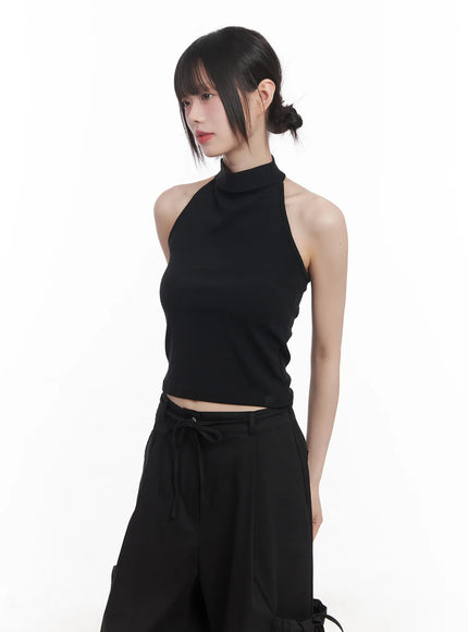 buttoned-halter-neck-crop-top-cu518 / Black