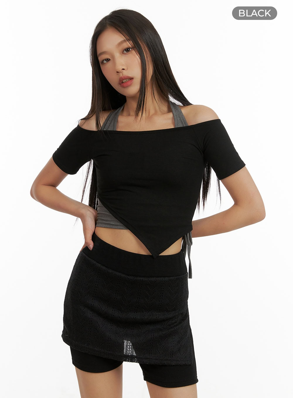layered-halter-crop-top-cu414 / Black