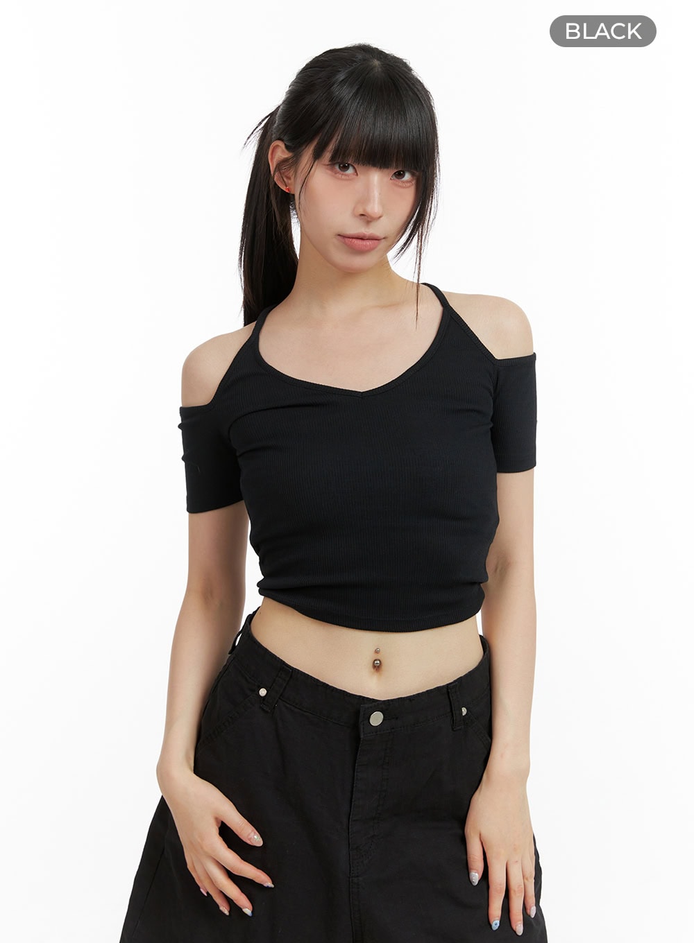 open-shoulder-crop-top-cl422 / Black