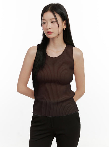 slim-fit-u-neck-sleeveless-top-on408 / Brown