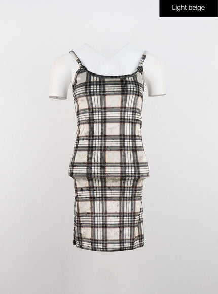round-neck-plaid-mini-sleeveless-dress-in323 / Light beige