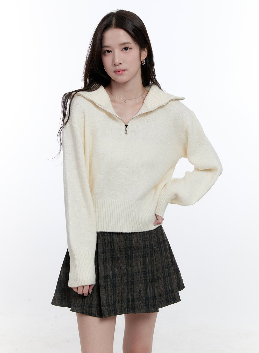 cozy-half-zip-sweater-on418 / Light beige