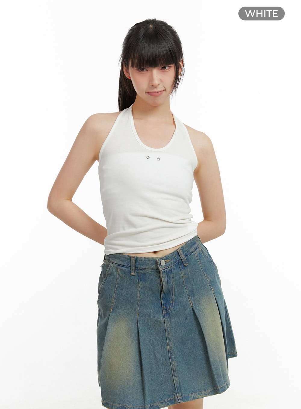 stud-halter-neck-crop-top-cl422 / White