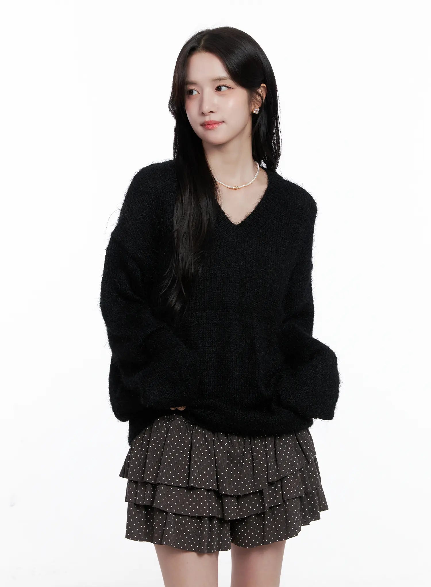 cozy-v-neck-sweater-cs519 / Black