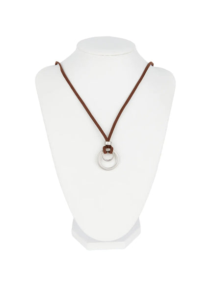 sleek-double-ring-long-necklace-cn527 / Brown