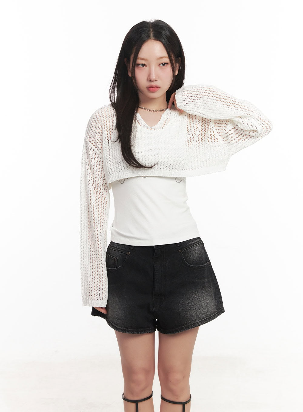 knit-mesh-crop-long-sleeve-top-ca529 / Light beige