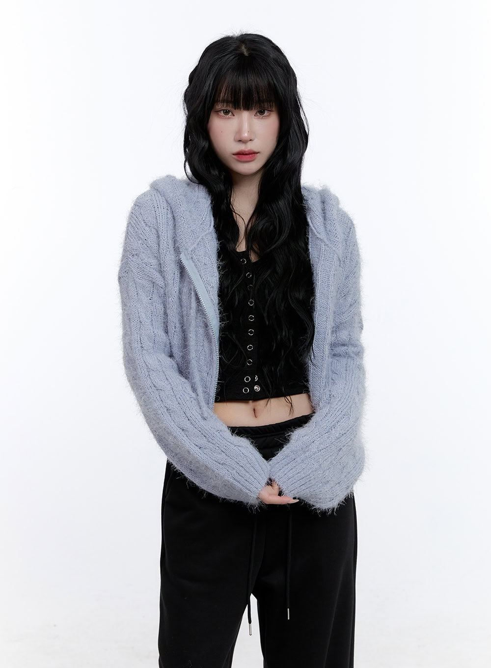 cable-knit-cropped-hooded-cardigan-cd419 / Light blue