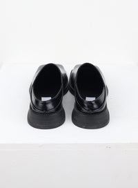 faux-leather-loafers-os315