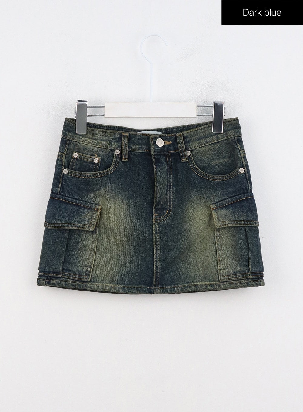 low-rise-cargo-denim-mini-skirt-in322