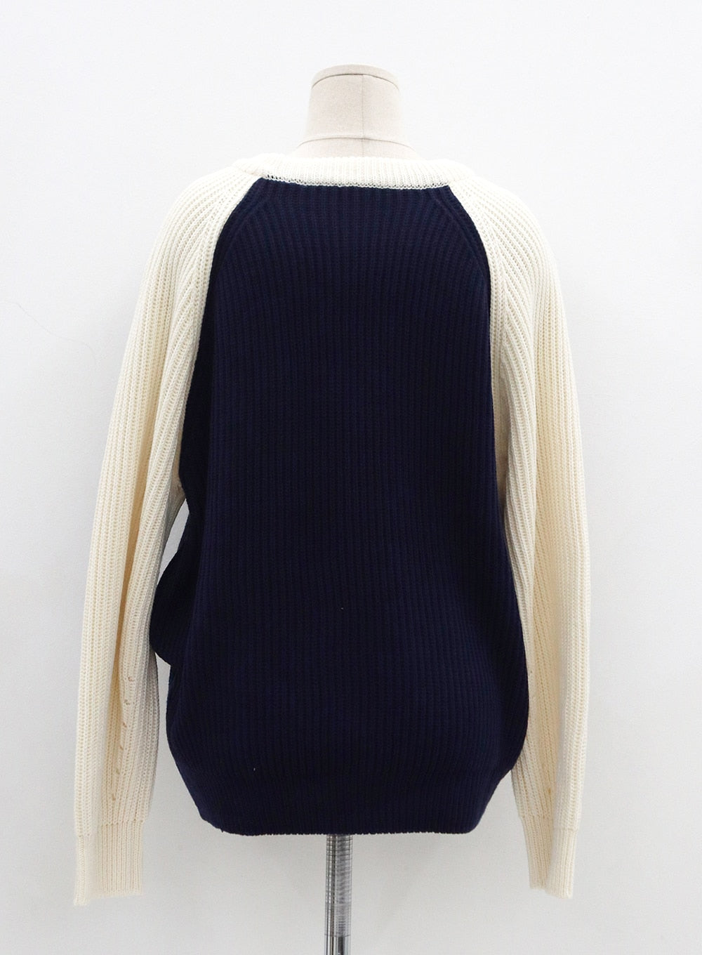 two-color-knit-sweater-os27