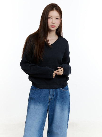 cozy-relaxed-fit-v-neck-sweater-cm521 / Dark blue