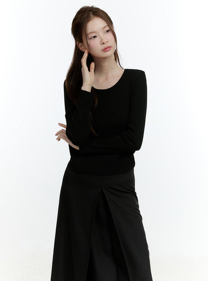 Essential Ribbed Long-Sleeve Top CF504