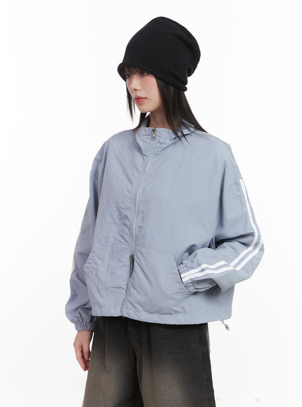 striped-loose-fit-windbreaker-cj528 / Light blue