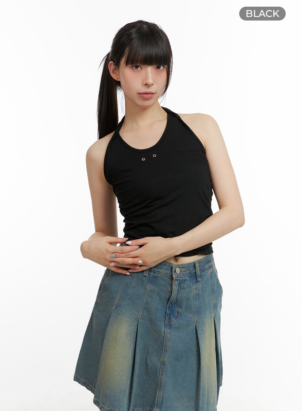 stud-halter-neck-crop-top-cl422 / Black