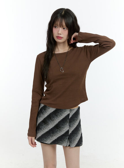 essential-long-sleeve-top-cf507 / Brown