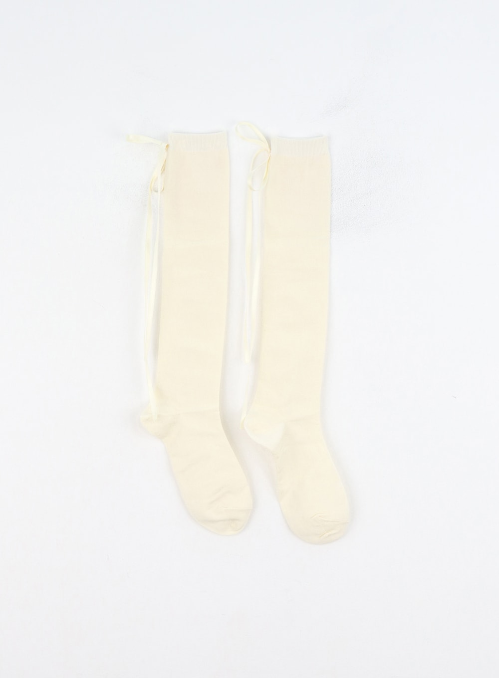 ribbon-tie-socks-oo319