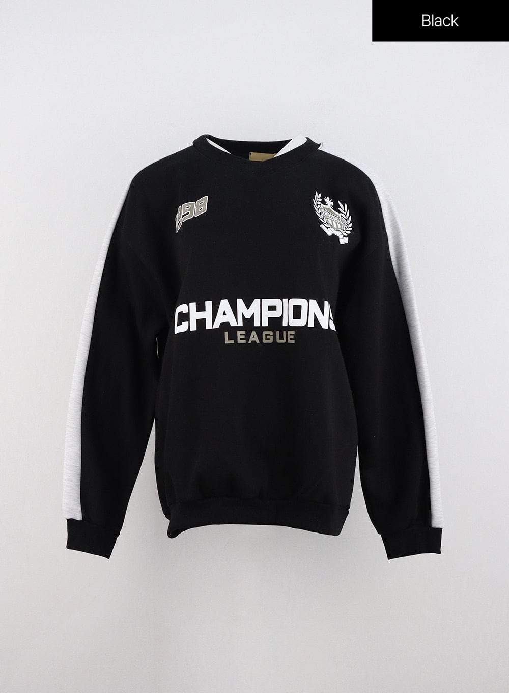 oversized-v-neck-sweatshirt-in322 / Black