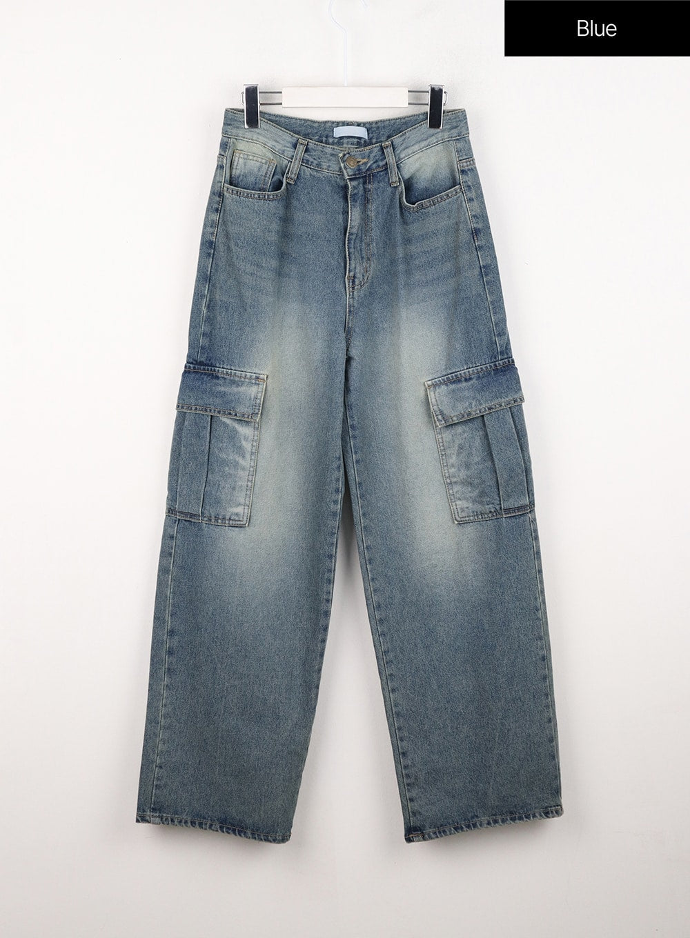 washed-denim-cargo-jeans-in302
