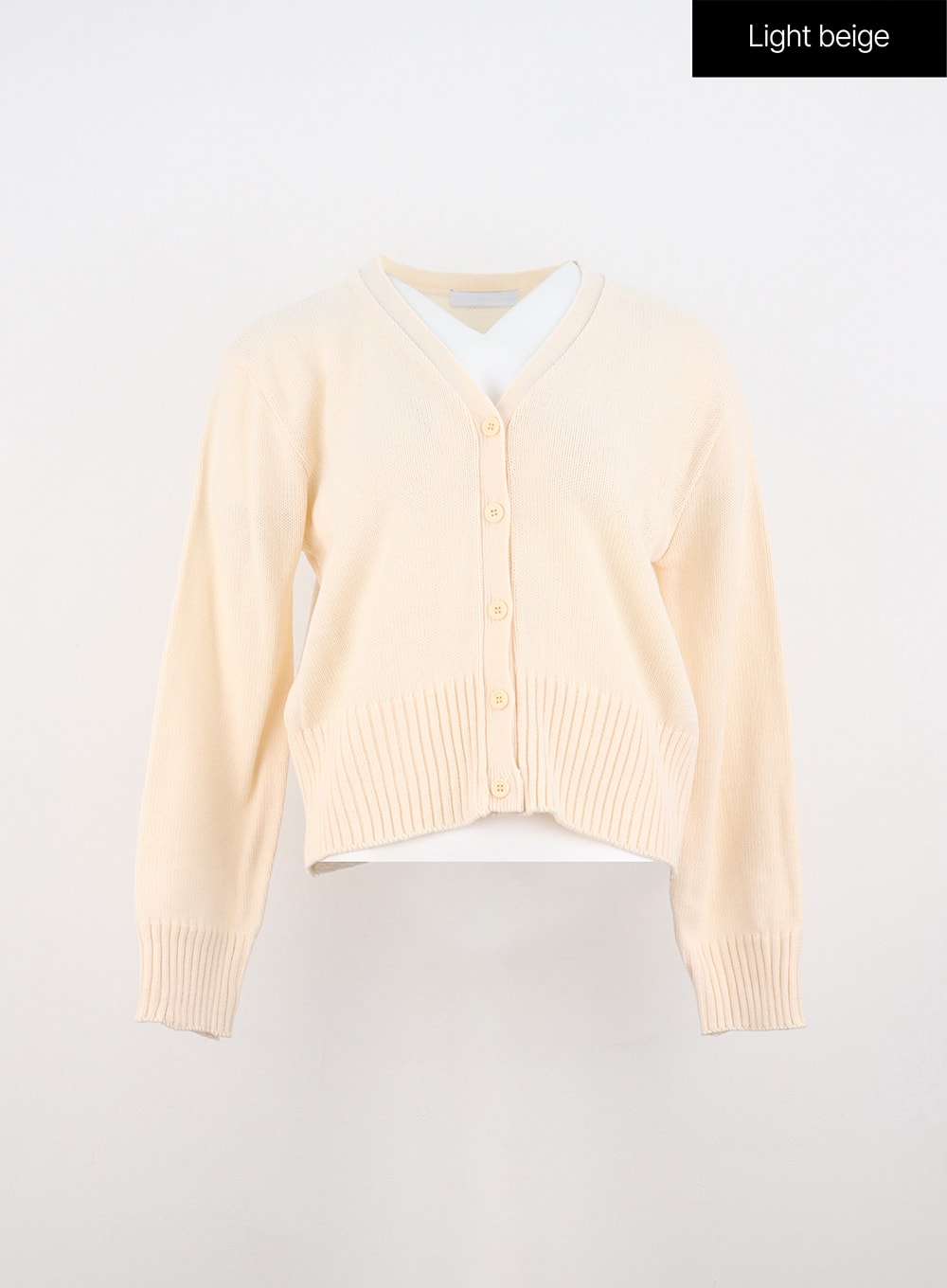 v-neck-buttoned-cardigan-io317 / Light beige