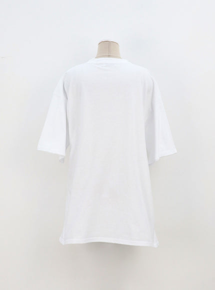Oversized Graphic Tee BA327