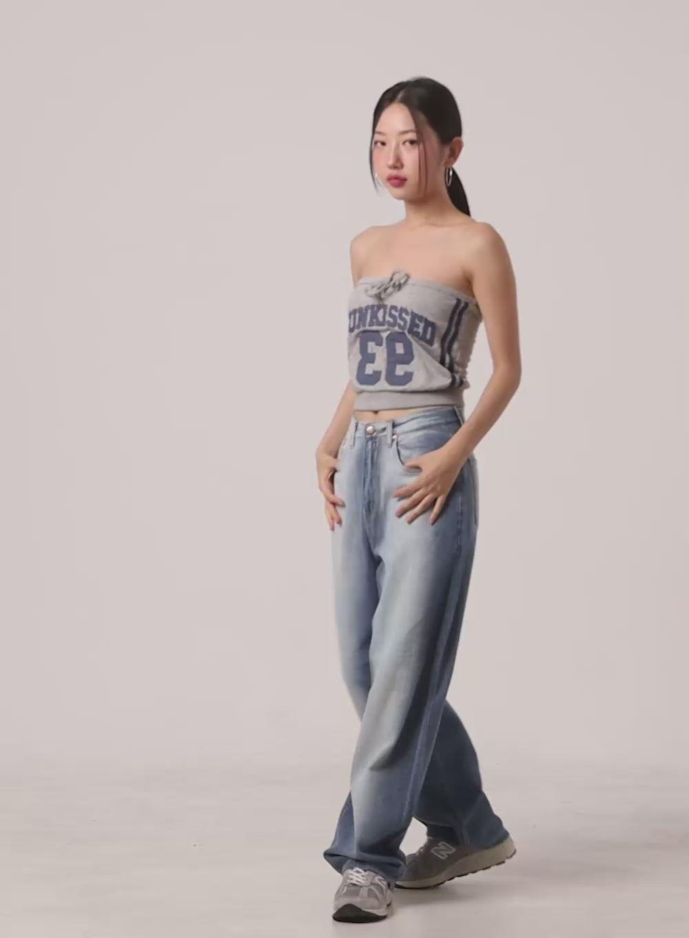 Contrasted Washed Baggy Jeans CU420