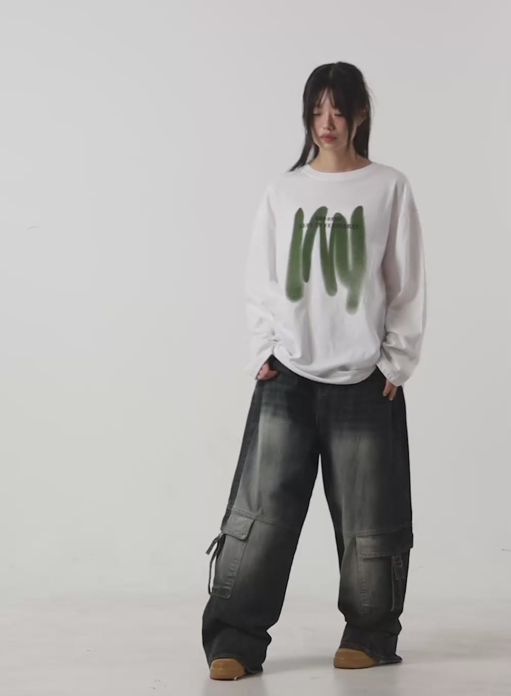 Capri Roomy Denim Cargo Jeans CS412