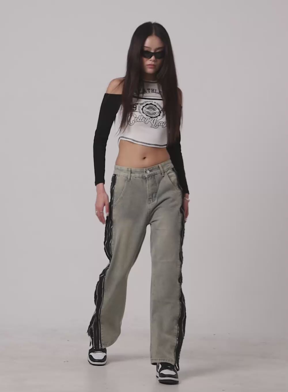 Graphic Stitch Crop Top CA430