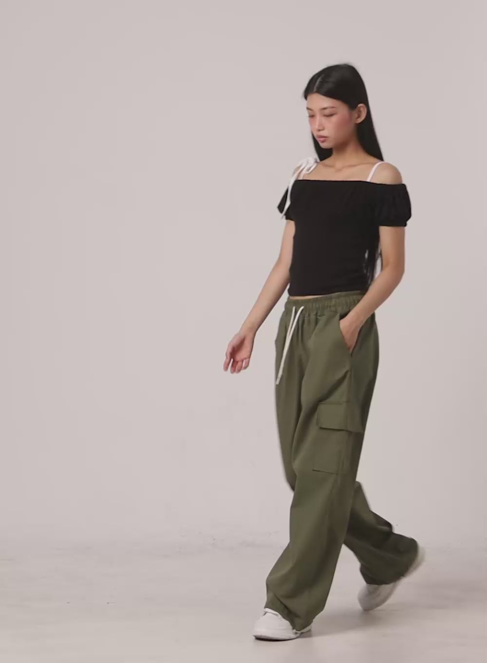 Banded String Baggy Cargo Pants IL419