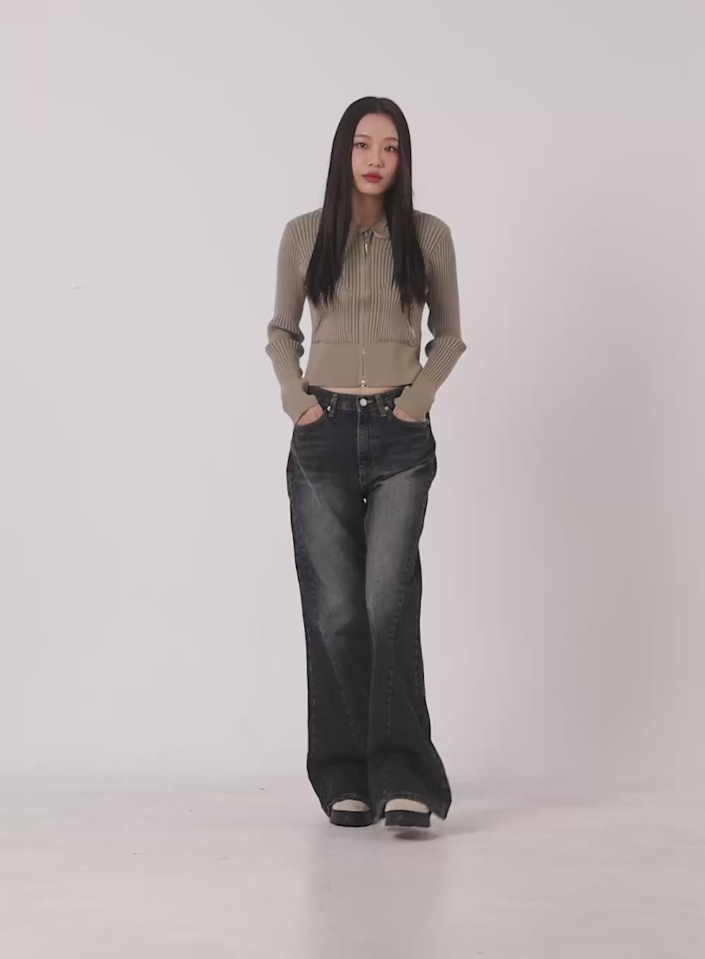 Sasha Washed Flared Jeans CN421