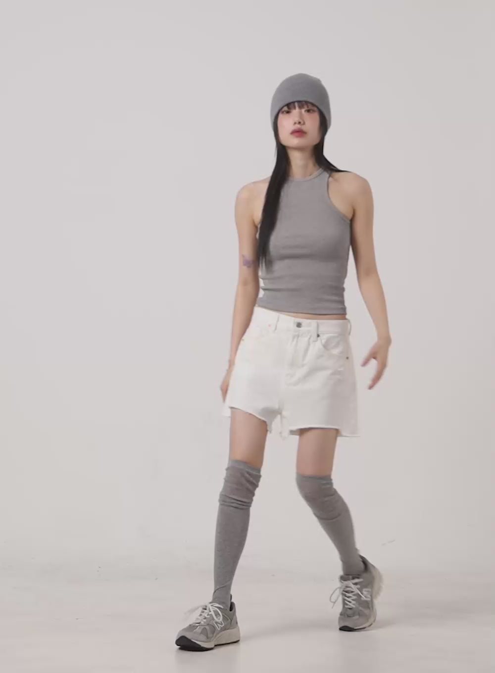 Destroyed Hem Wide Fit Cotton Shorts CG401