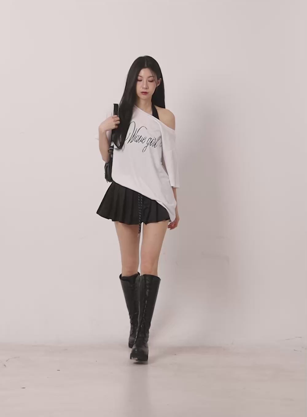 Low-Rise Frill Pleated Mini Skirt CA503