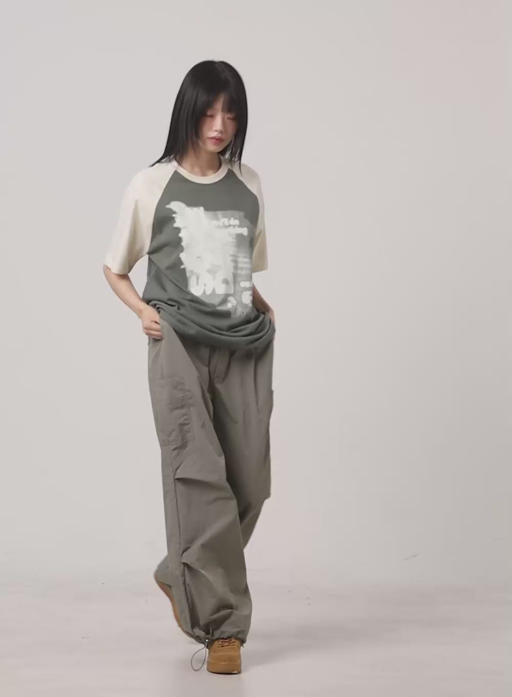 Cotton Graphic Raglan T-Shirt CG402