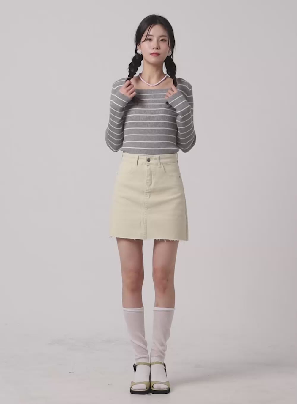 Stripe Square Neck Sweater OM419