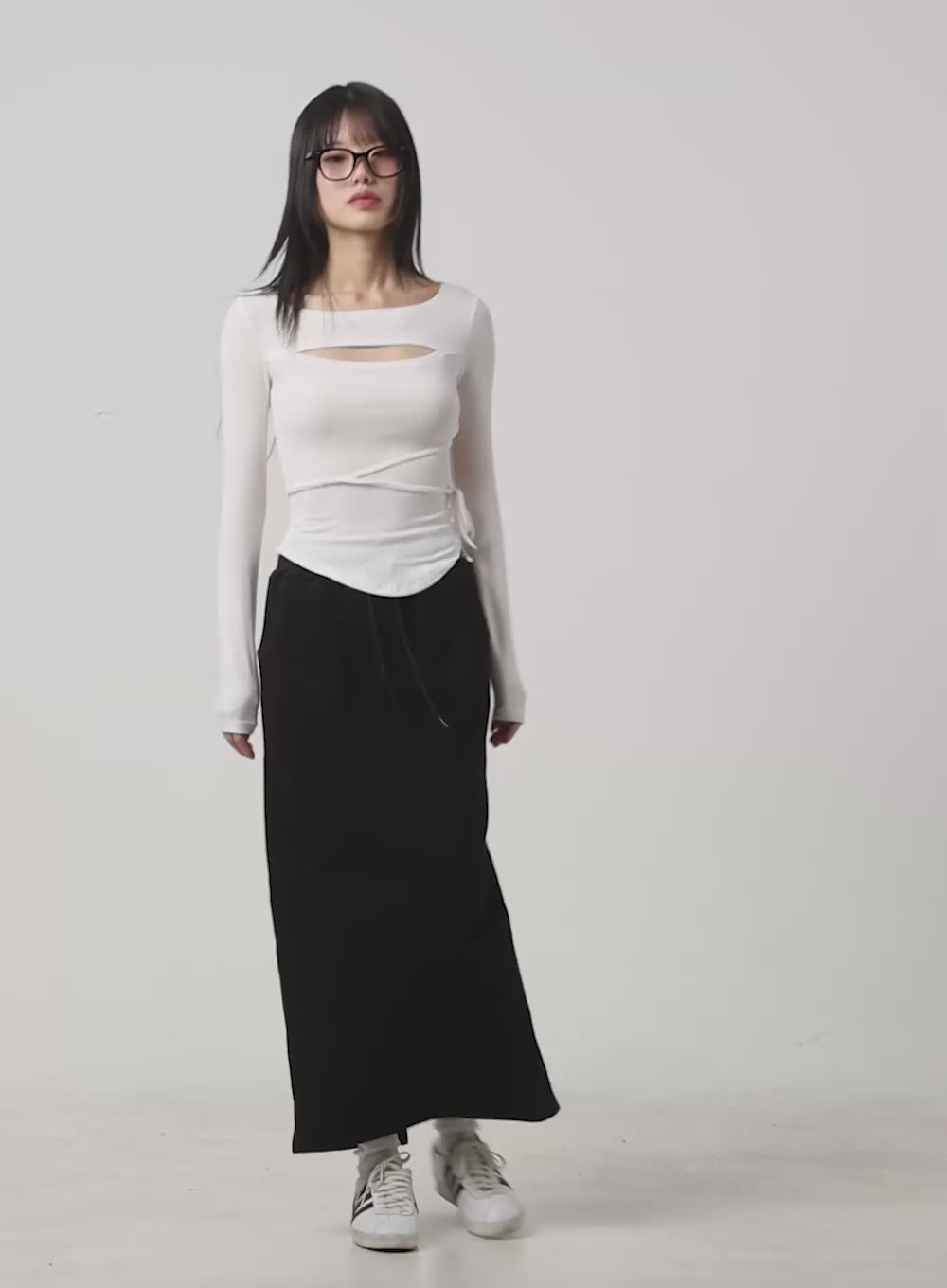 Cut-Out Tie Long Sleeve Crop Tee CG426