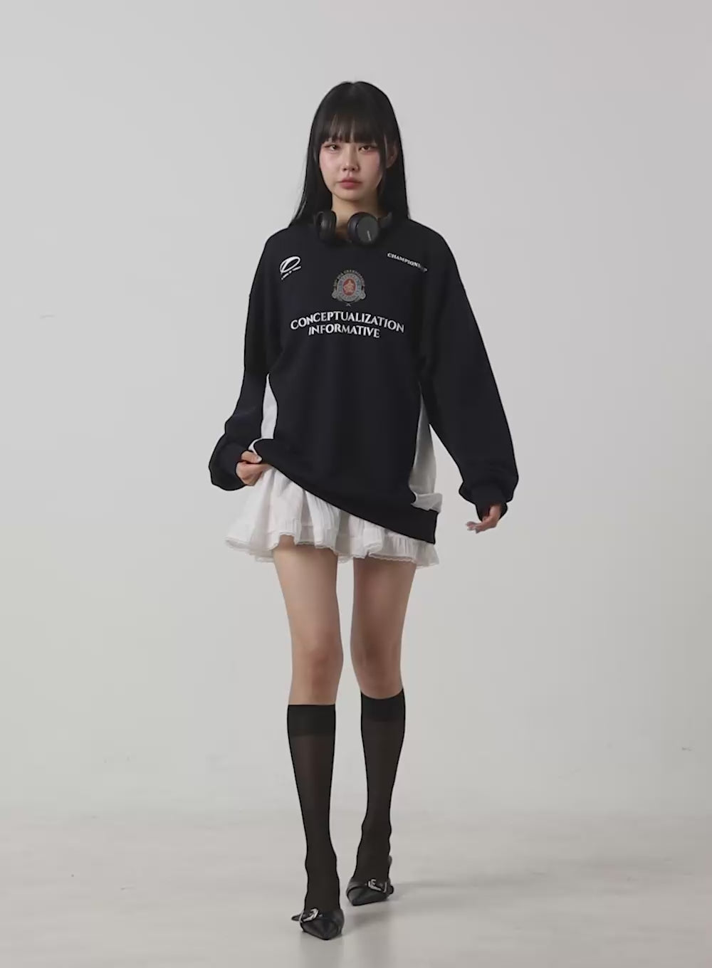 Graphic Lettering Crew Neck Sweatshirt OS410