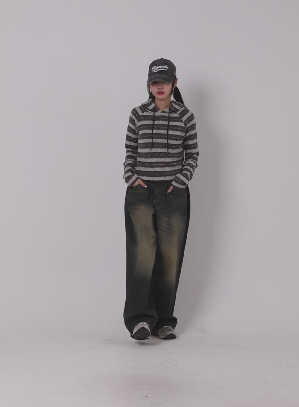 Mid Waist Washed Button Wide Leg Jeans CJ411