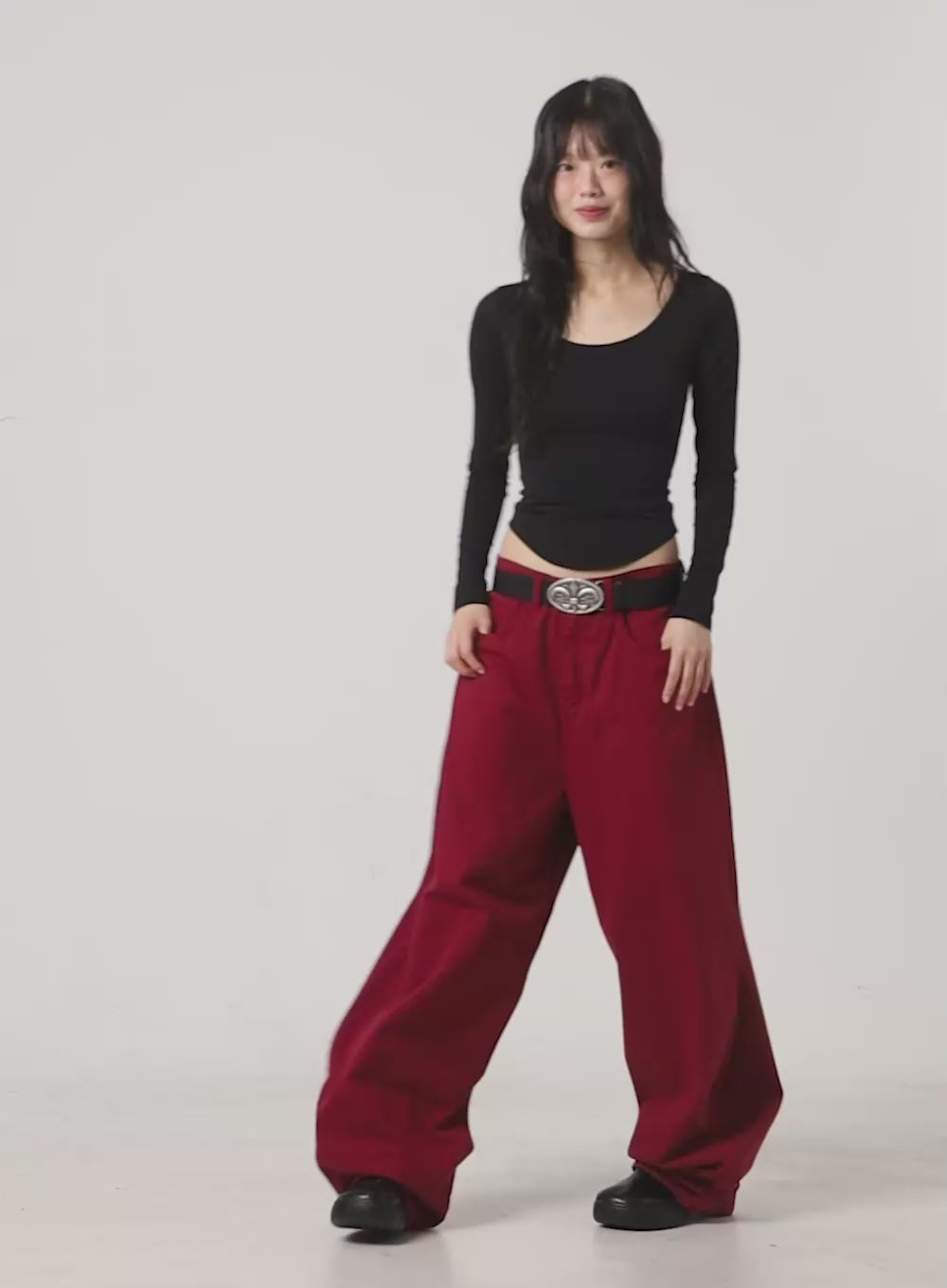 ContourFit U-Neck Crop Top CS420