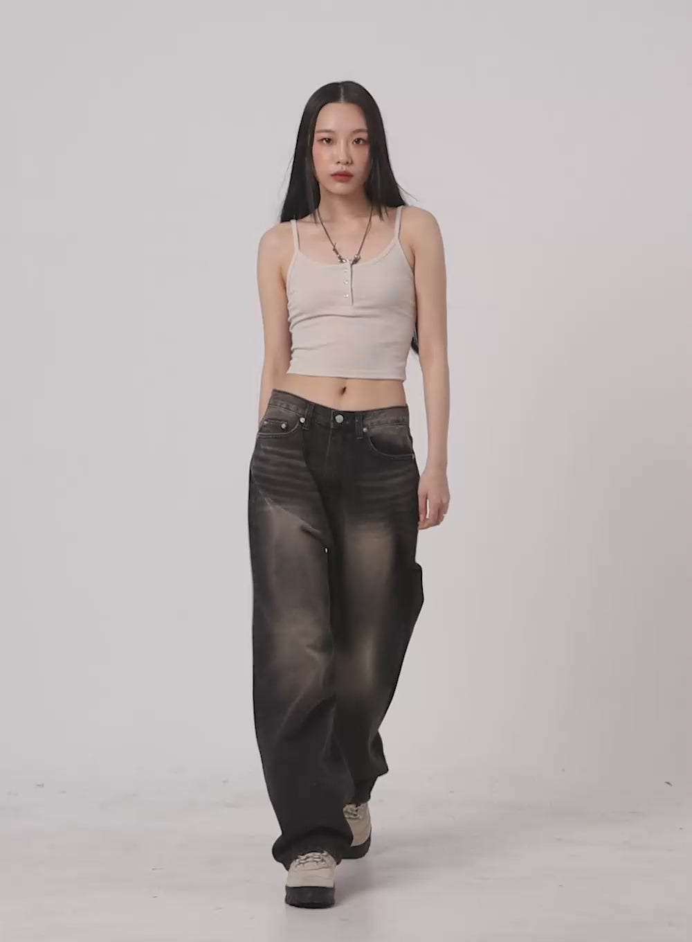 Buttoned Slim Crop Cami Top IA417