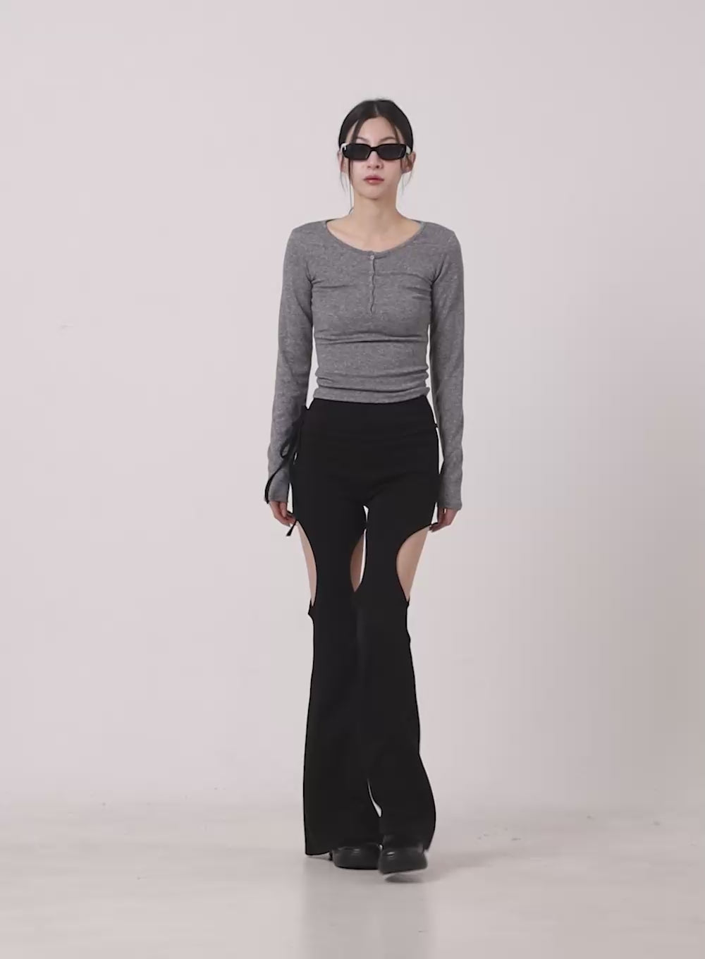 Thigh Cut-Out Flared Leggings CJ521