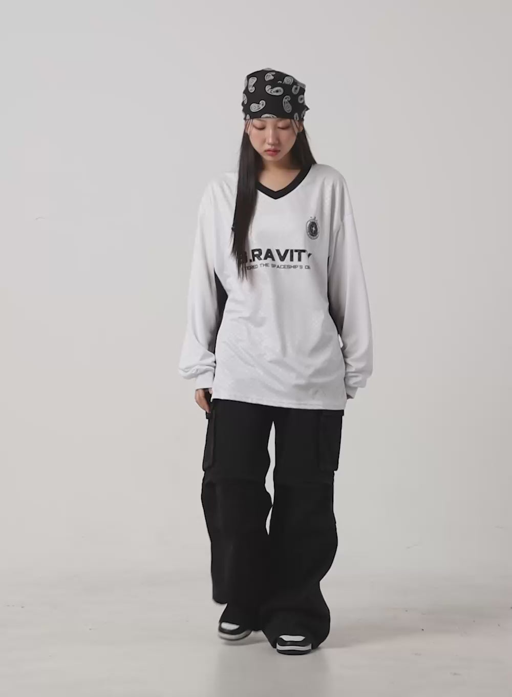 Mesh V-Neck Lettering Jersey Top IS402